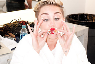 Illustration for article titled Hey guys... Miley thinks we're racist.
